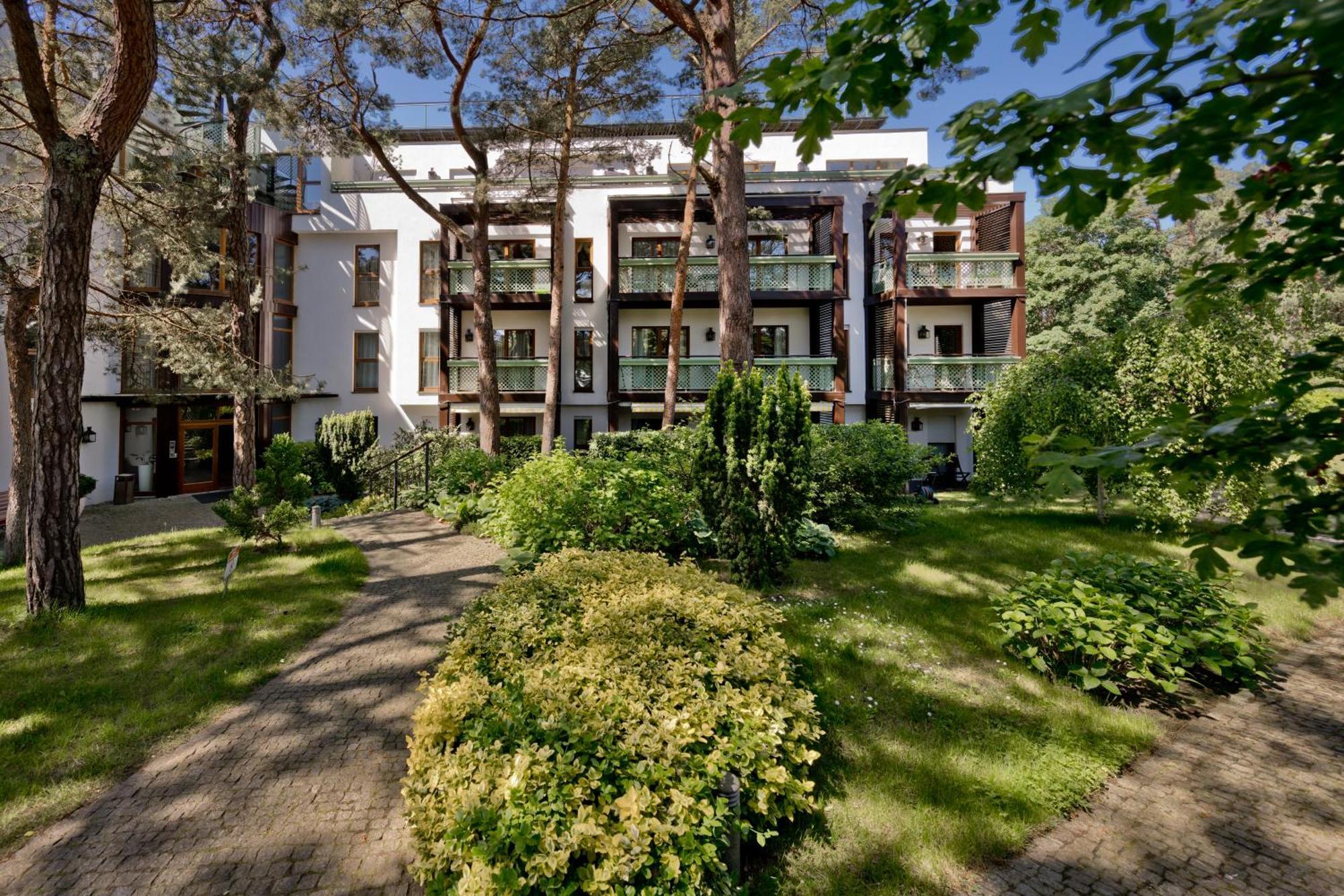 Blueapart Apartamenty Jurata Exterior photo